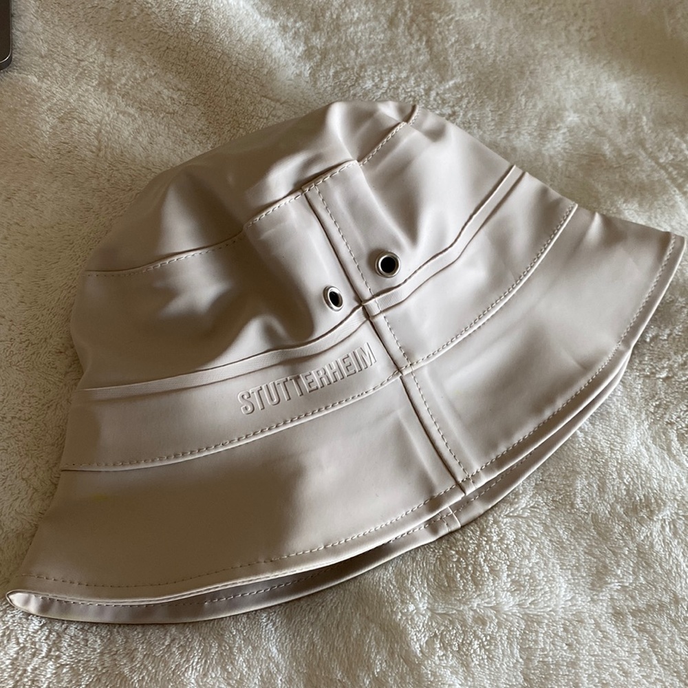 Stutterheim bucket hat